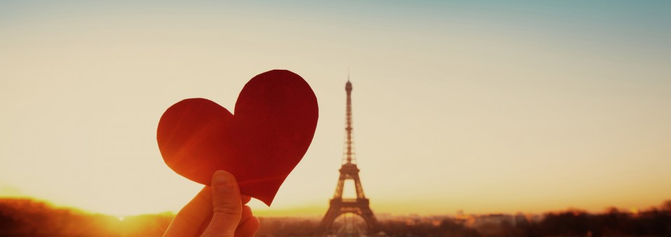 felt heart in front of Eiffel Tower